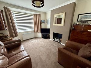 Lounge- click for photo gallery
